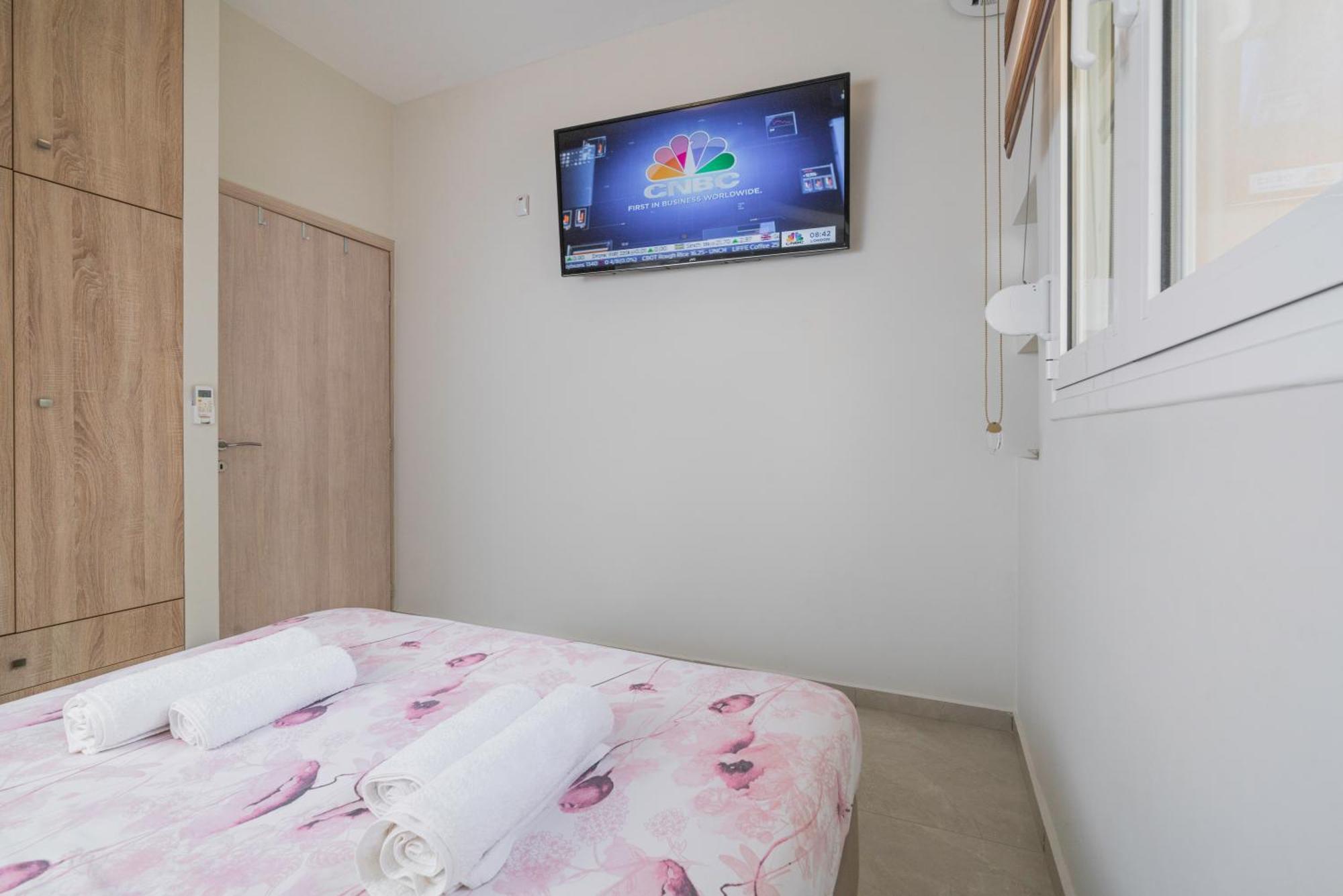 Neon Apartment, Modern, High Quality, Central Apt, Heraklion City Екстер'єр фото