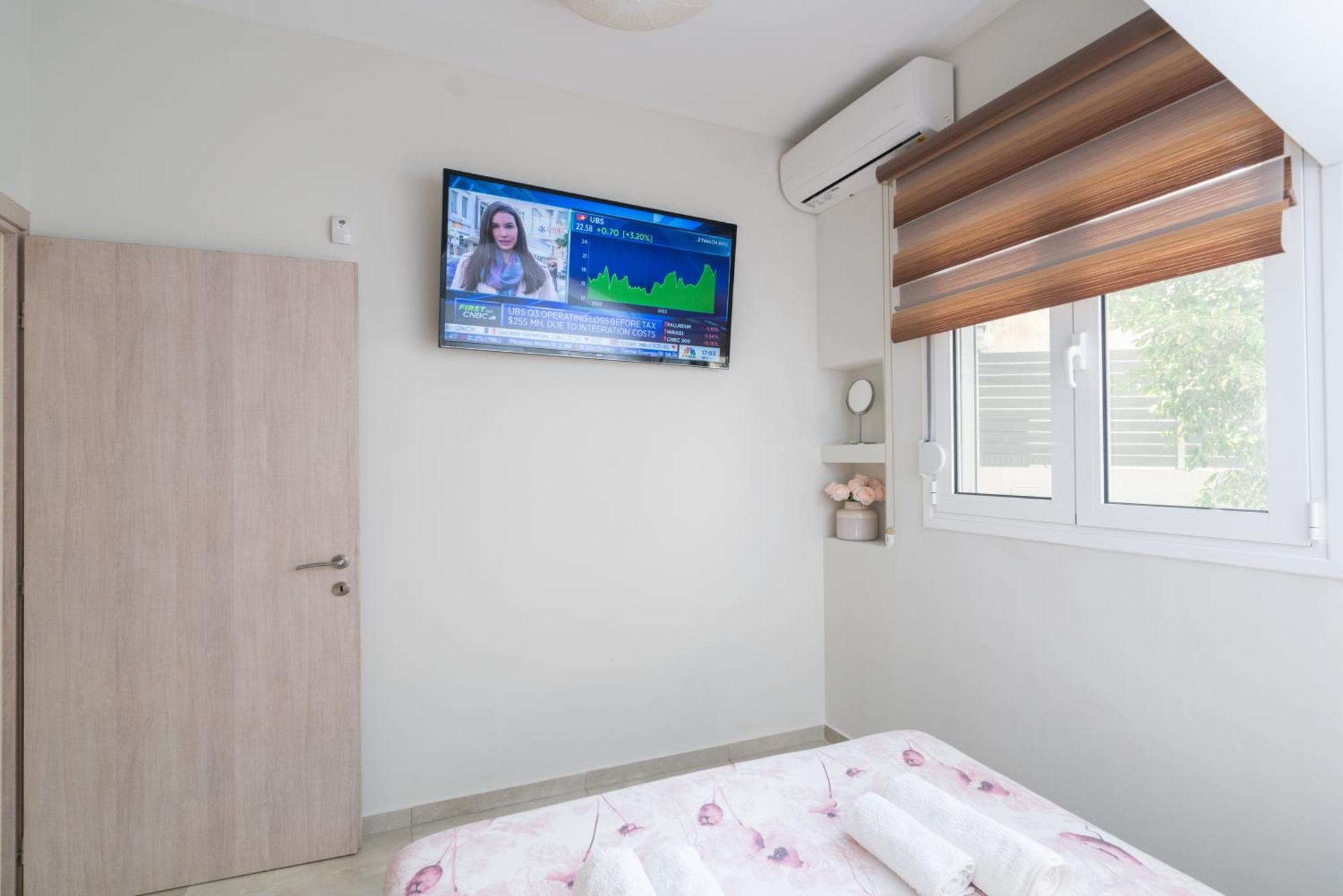 Neon Apartment, Modern, High Quality, Central Apt, Heraklion City Екстер'єр фото